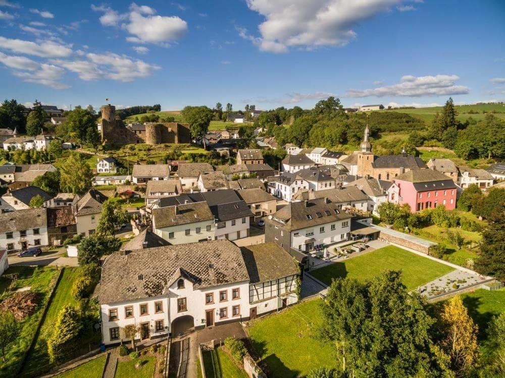 Hotel Burg Hof Exteriér fotografie